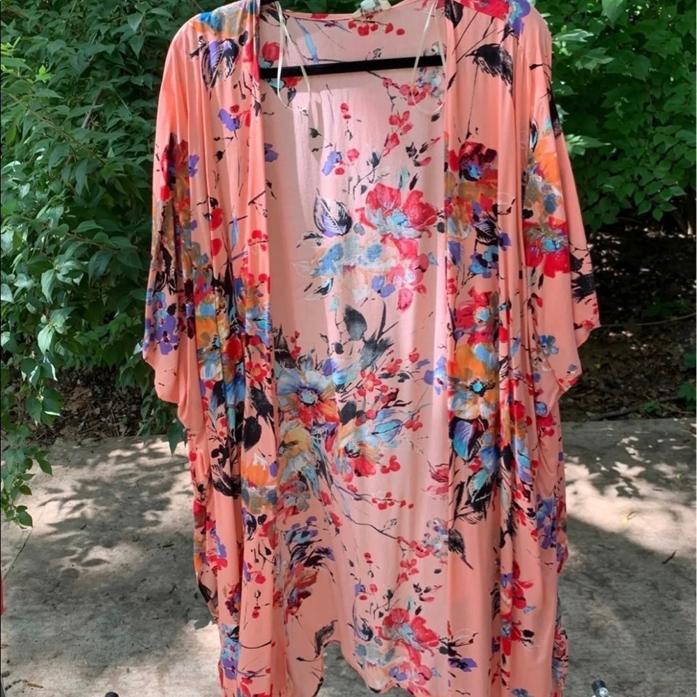 Coral Umgee Kimono